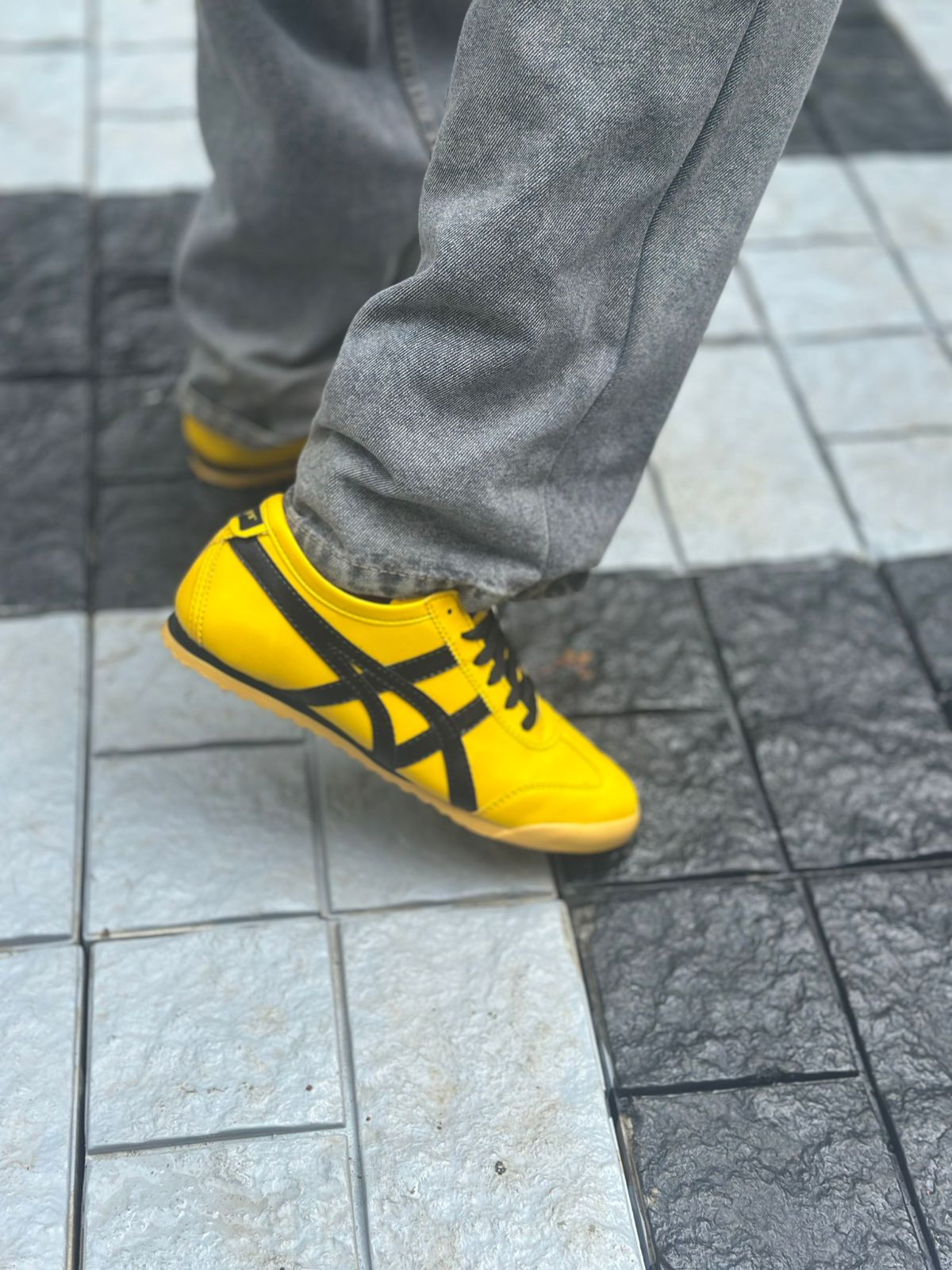 Onitsuka Tiger Sneakers