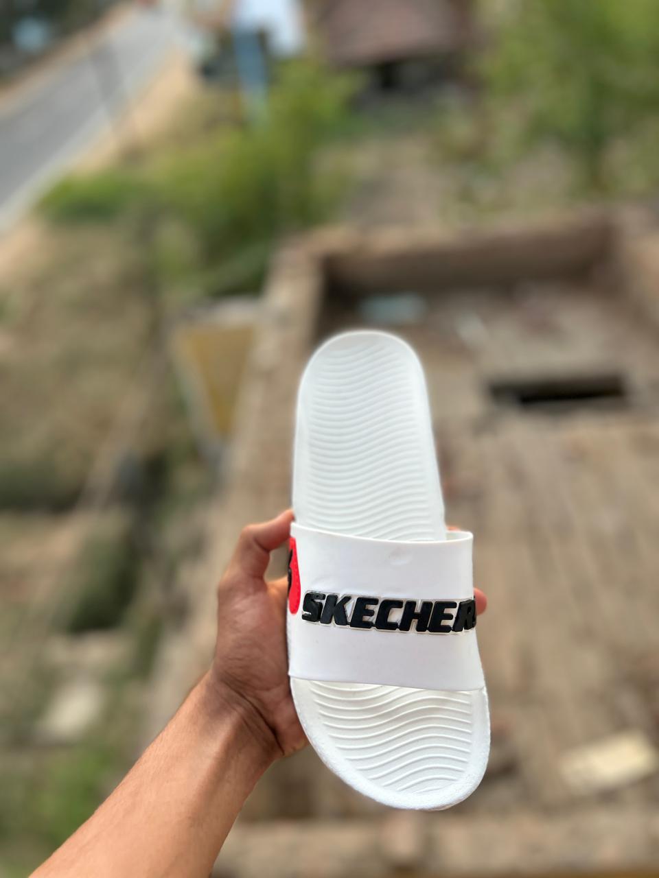 Crocs Skechers