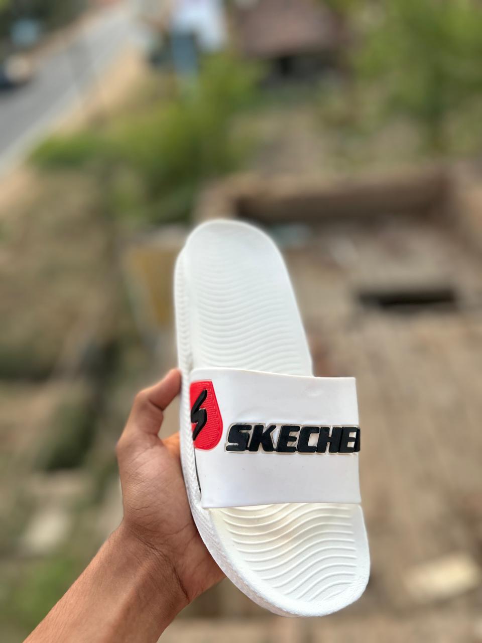 Crocs Skechers
